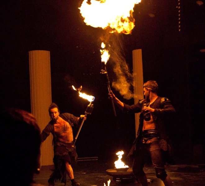 Feuerspucken im Theater Reutlingen